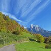 Herbstliche Landschaft bei St. Oswald, im Hintergrund der Schlern. Foto: AT, &copy; Peer