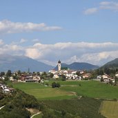 Voels am Schlern Dorf Landschaft