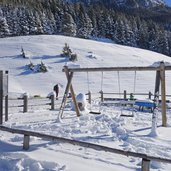 tuffalm winter spielplatz