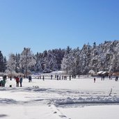 voelser weiher winter eislaufen