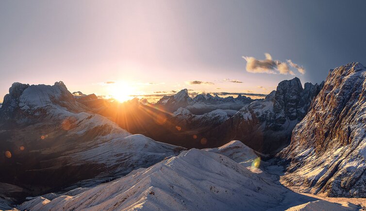 Adobe Stock earlybooking winter sonnenaufgang tierser alpl rosszahnspitzen plattlofel molignon