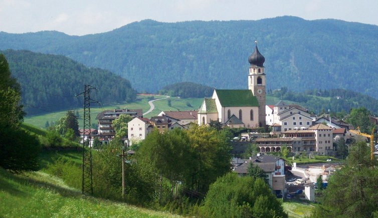 RS voels dorfansicht Pfarrkirche Maria Himmelfahrt