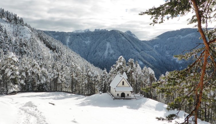 RS st sebastian kapelle bei tiers winter