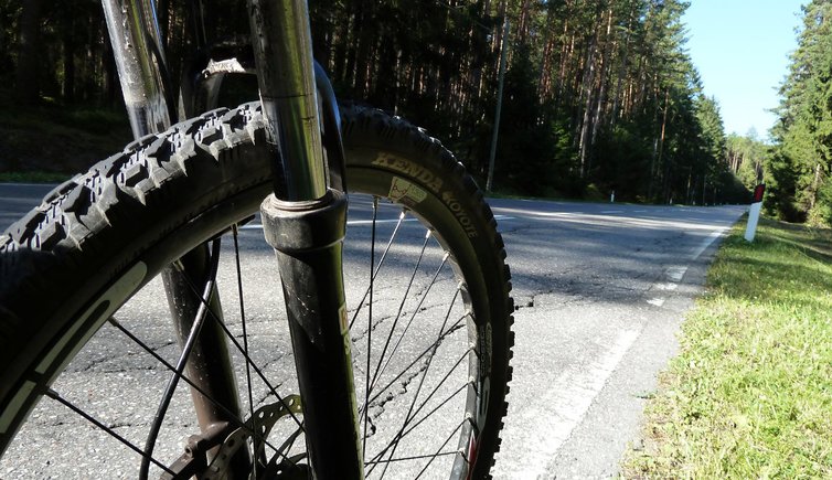 RS pustertaler sonnenstrasse bei stegen fahrrad